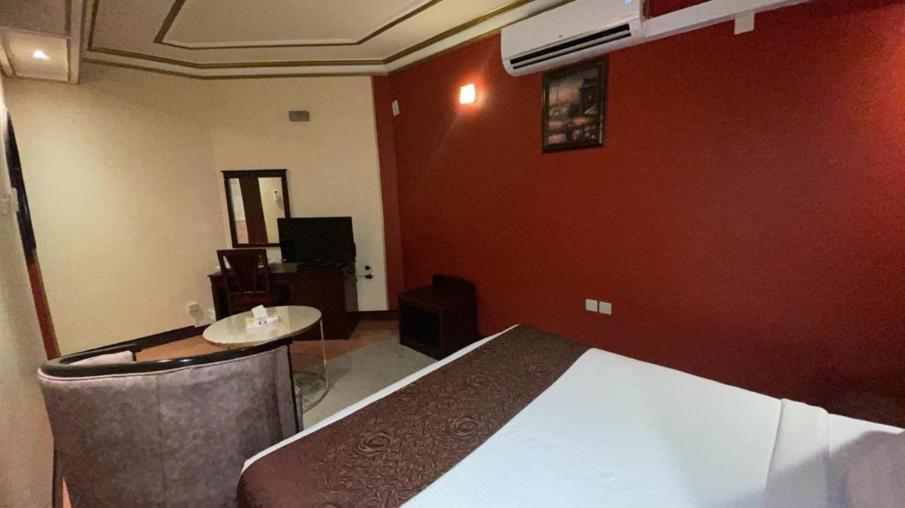 Al Mansour Grand Hotel Ḩafar al Bāţin Екстериор снимка